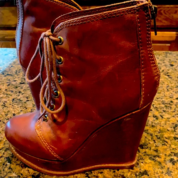 Steve madden zip up back sz 6 leather shoe price now firm - Picture 4 of 13